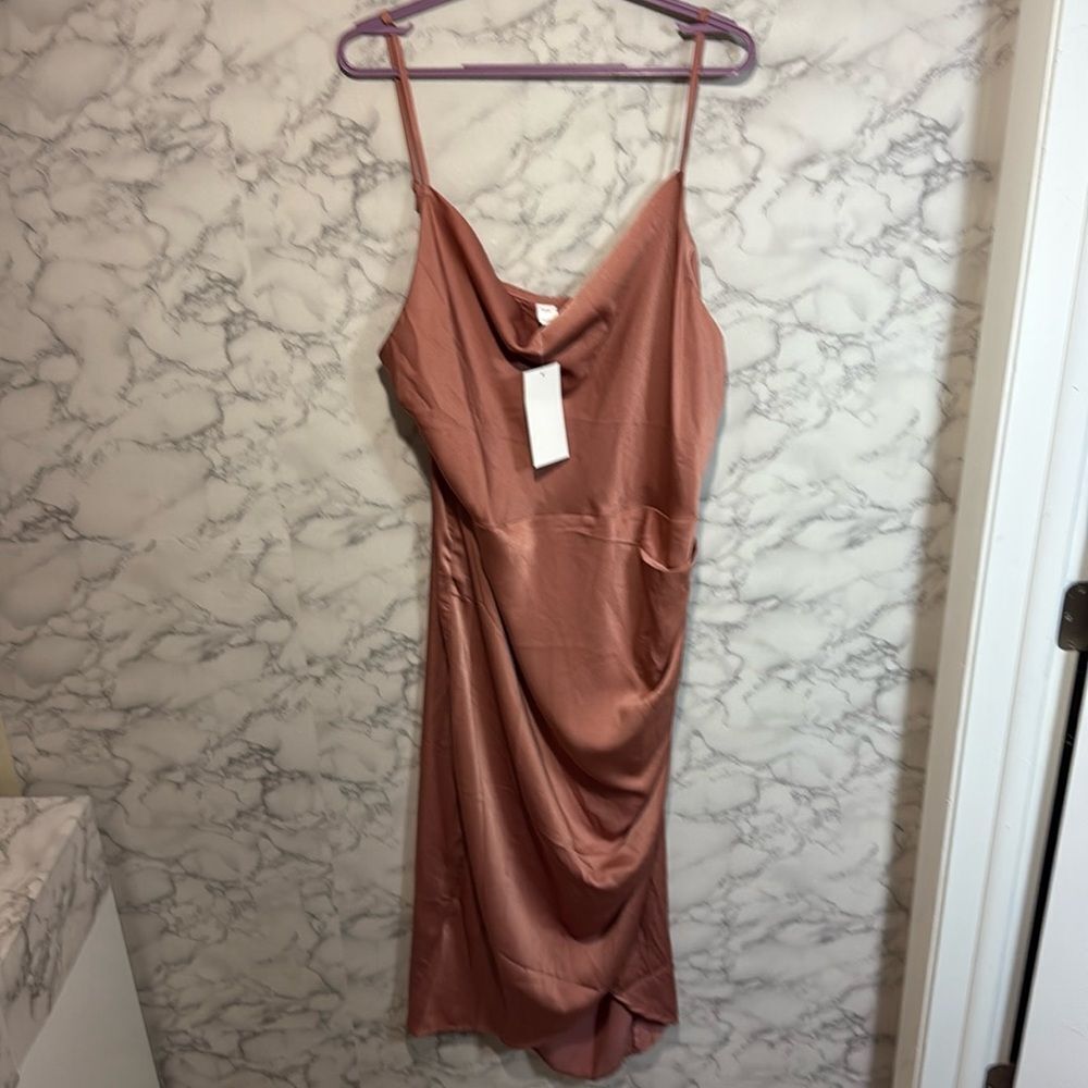 NEW Floerns Side Gothered Sleeves Dress